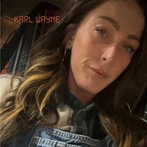 Meet your Posher, Karlee